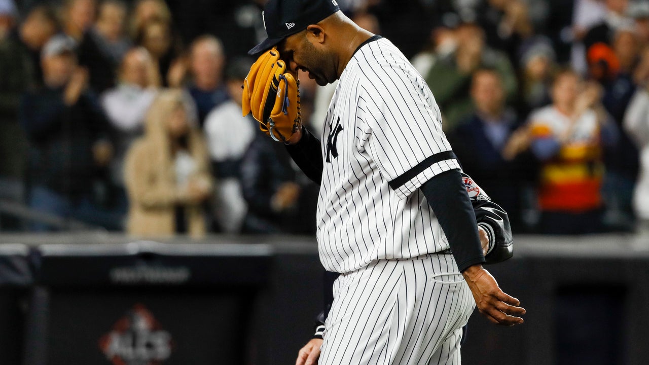Sabathia has dislocated shoulder, big league career over